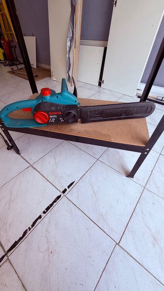 Sierra Eléctrica Bosch
