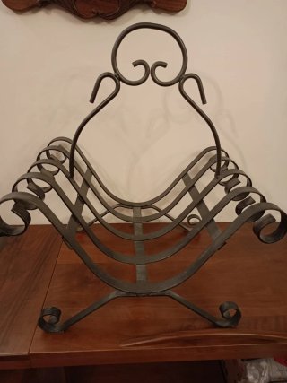 Leñero antiguo forja