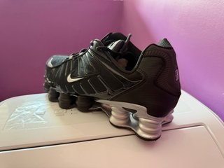 Nike Shox Zapatillas Negras y Plateadas