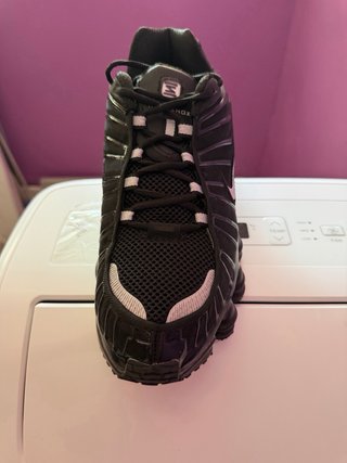 Nike Shox Zapatillas Negras y Plateadas