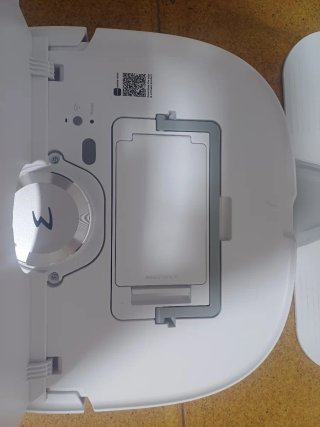 Eureka J12 Robot Aspirador y Fregasuelos
