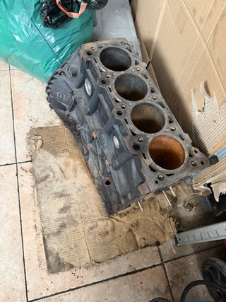 Bloque Motor Mercedes para Mesa