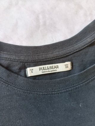 Camiseta Pull&Bear influential millennial Talla S