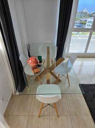 Mesa de comedor de diseño 200x100 cm + 4 sillas