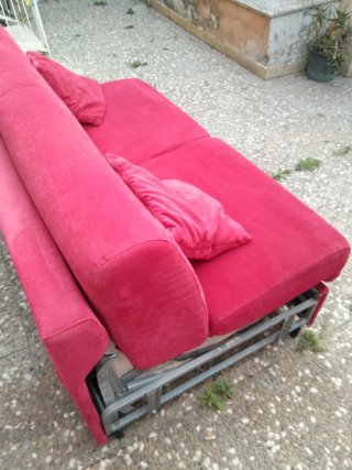 Divano letto 2 posti rosso velluto