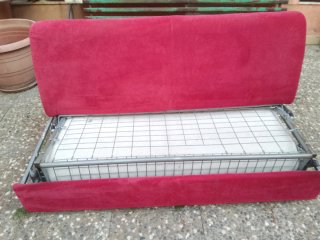 Divano letto 2 posti rosso velluto