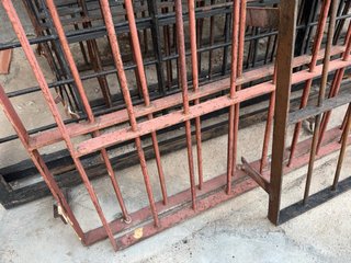 8 Rejas de Hierro para Ventanas - Varias medidas