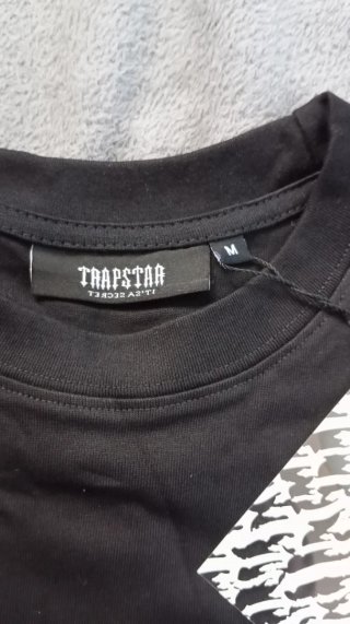 T-shirt Trapstar nera con logo