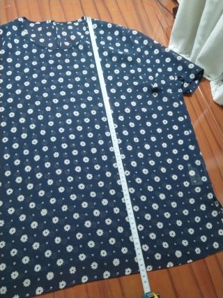 Blusa Burberry floral azul y blanco