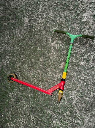Patinete Scooter Rojo y Verde