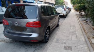 Volkswagen Touran 2011