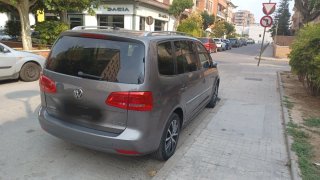 Volkswagen Touran 2011