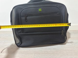 Maletín portátil negro