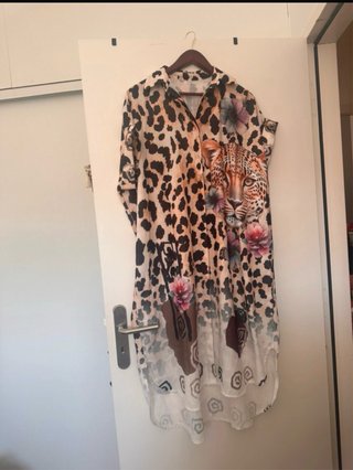 Abito estivo fantasia leopardata e fiori