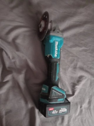Radial Makita