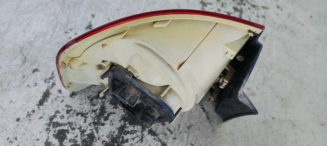 PILOTO TRASERO DESTRO VOLKSWAGEN TOUAREG (7LA) T