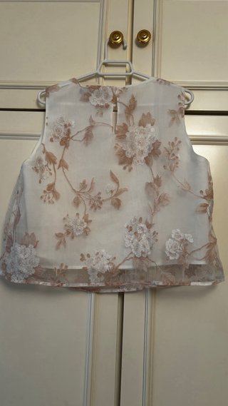 Top Zara bordado floral blanco y marrón