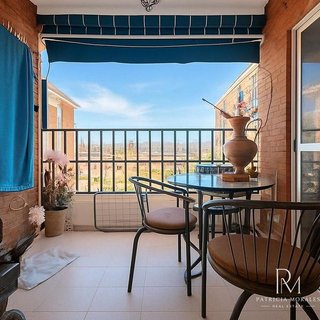 Piso en venta en Parque Victoria Eugenia en Málaga