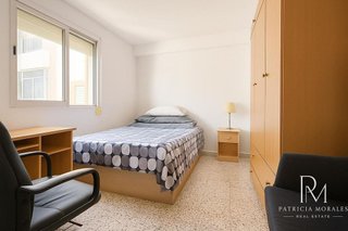 Piso en venta en Parque Victoria Eugenia en Málaga