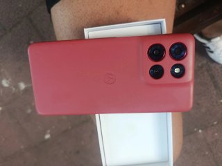 Motorola G86 Rojo Nuevo