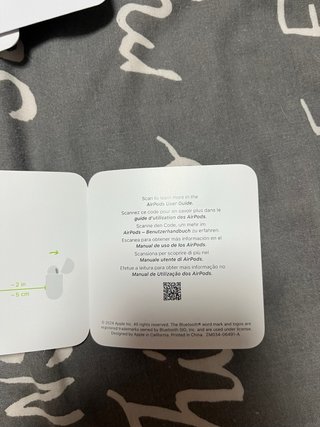 AirPods 4