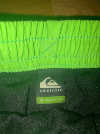 Bañador Quiksilver Verde Neón.