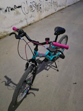 Bicicleta infantil niña