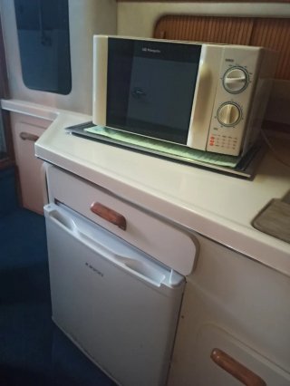 Barco a motor, SeaRay 270 Sundancer.