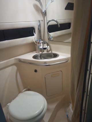 Barco a motor, SeaRay 270 Sundancer.
