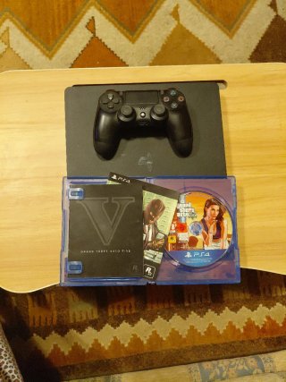 PS4 SLIM (PlayStation 4) Negra