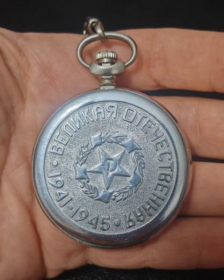 Orologio da tasca sovietico Molnija