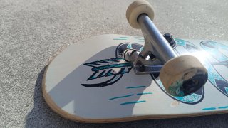 Skate Element Serpiente Flecha Azul