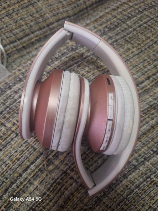 Auriculares Inalámbricos Rose Gold y Blanco