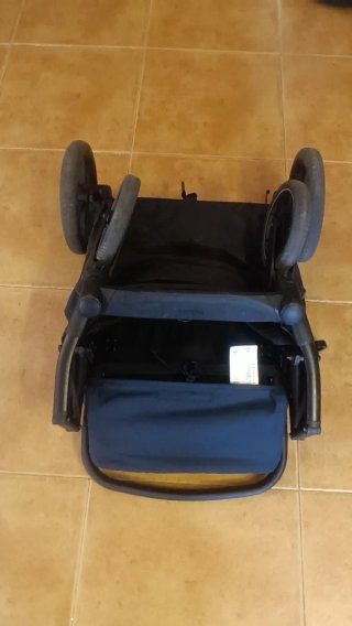 Carrito de paseo Inglesina negro