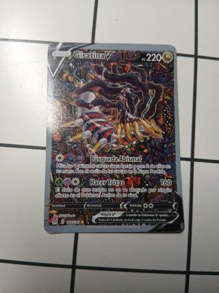 Carta Pokémon Giratina V 220 PS 186/196