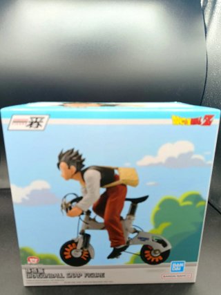 Figura Ichibansho Gohan in Bicicletta