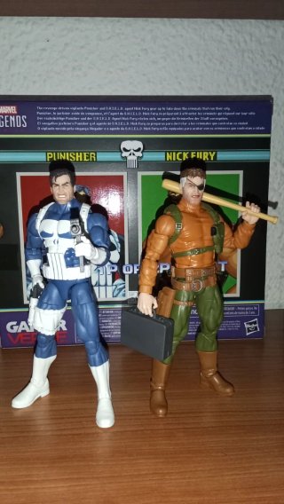Figure di PANISHER e NICK FURY Marvel Legends.leer annuncio
