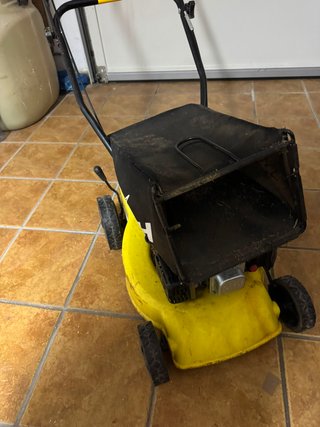 Cortacésped gasolina Smash con recogedor