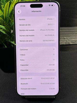 iPhone 15 Pro Max Bianco / ECCELLENTE STATO / 84%