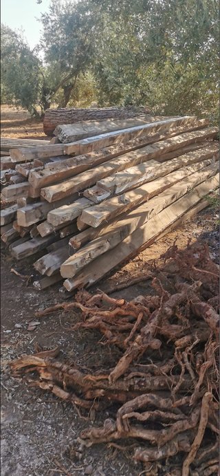 Vigas de madera rústica