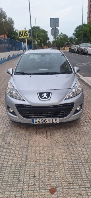 Peugeot 207 2012