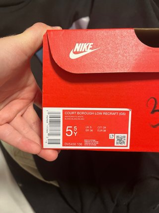Nike SB Dunk Low Rojas Goma