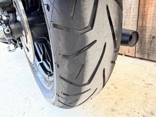 Harley Davidson XL883 Iron ABS Negra