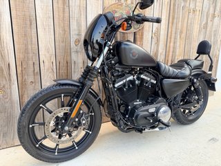 Harley Davidson XL883 Iron ABS Negra