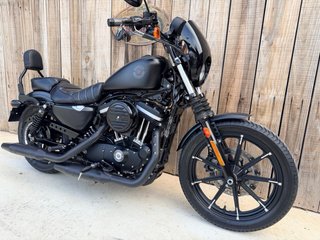 Harley Davidson XL883 Iron ABS Negra
