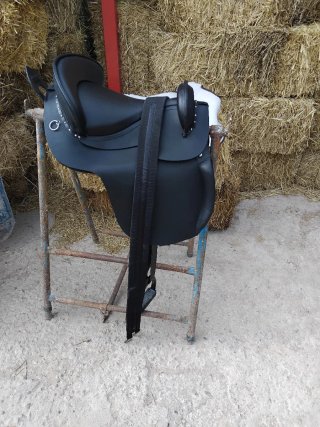 Silla de montar española completa