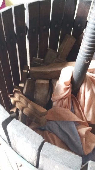 Lagar / Prensa para vino de madera
