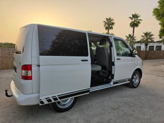 Volkswagen Transporter T5 8 plazas