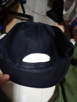 Gorra Negra y Blanca