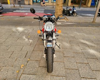 Ducati Darmah 900 Roja y Dorada